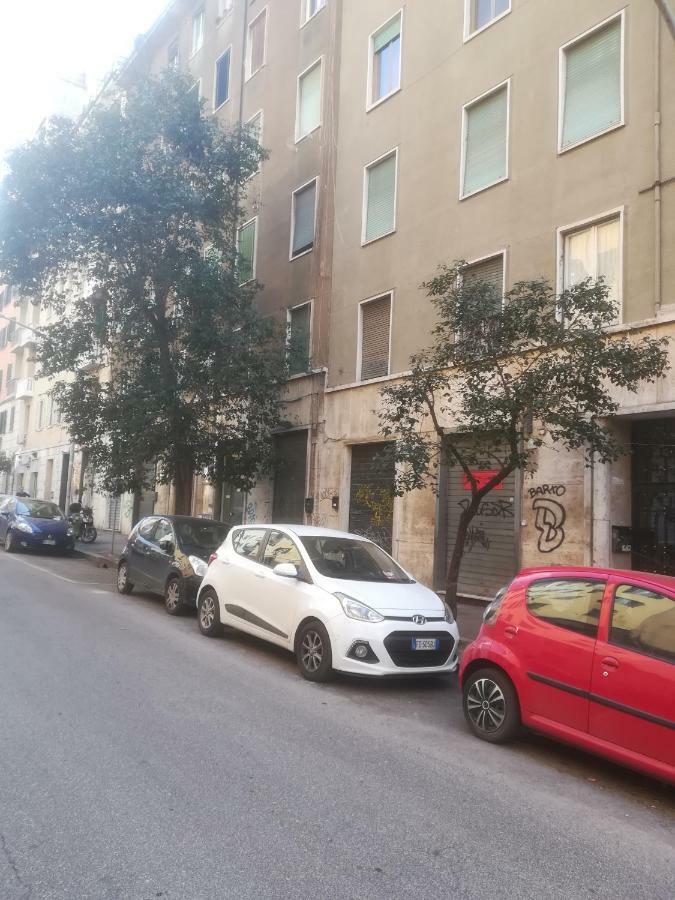 Ferienwohnung Roma Metro Furio Camillo Exterior foto